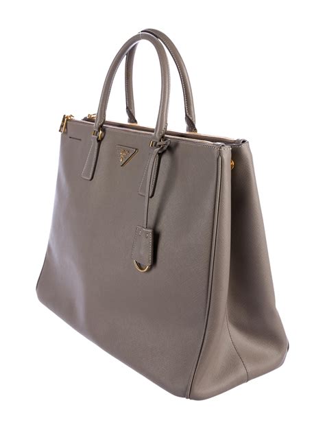 prada saffiano lux galleria shopping bag size|prada galleria bag costco.